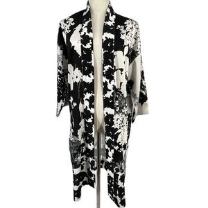 Chicos Black White Floral Print Kimono Cardigan Duster XXS XS Silky Satiny Asian